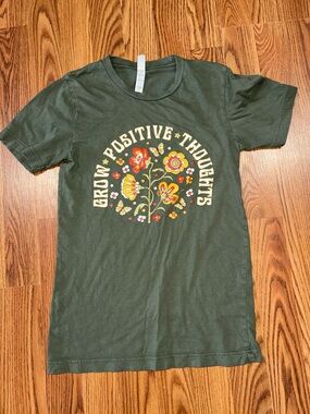 Women’s XS Grow Positive Thoughts' Floral T-Shirt - Green
